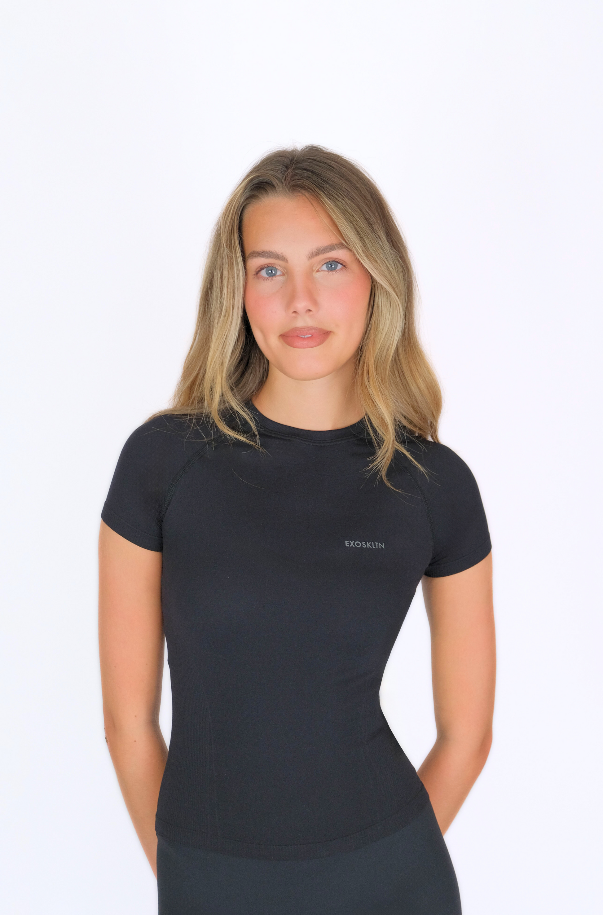 EXOFORM FITTED TOP BLACK
