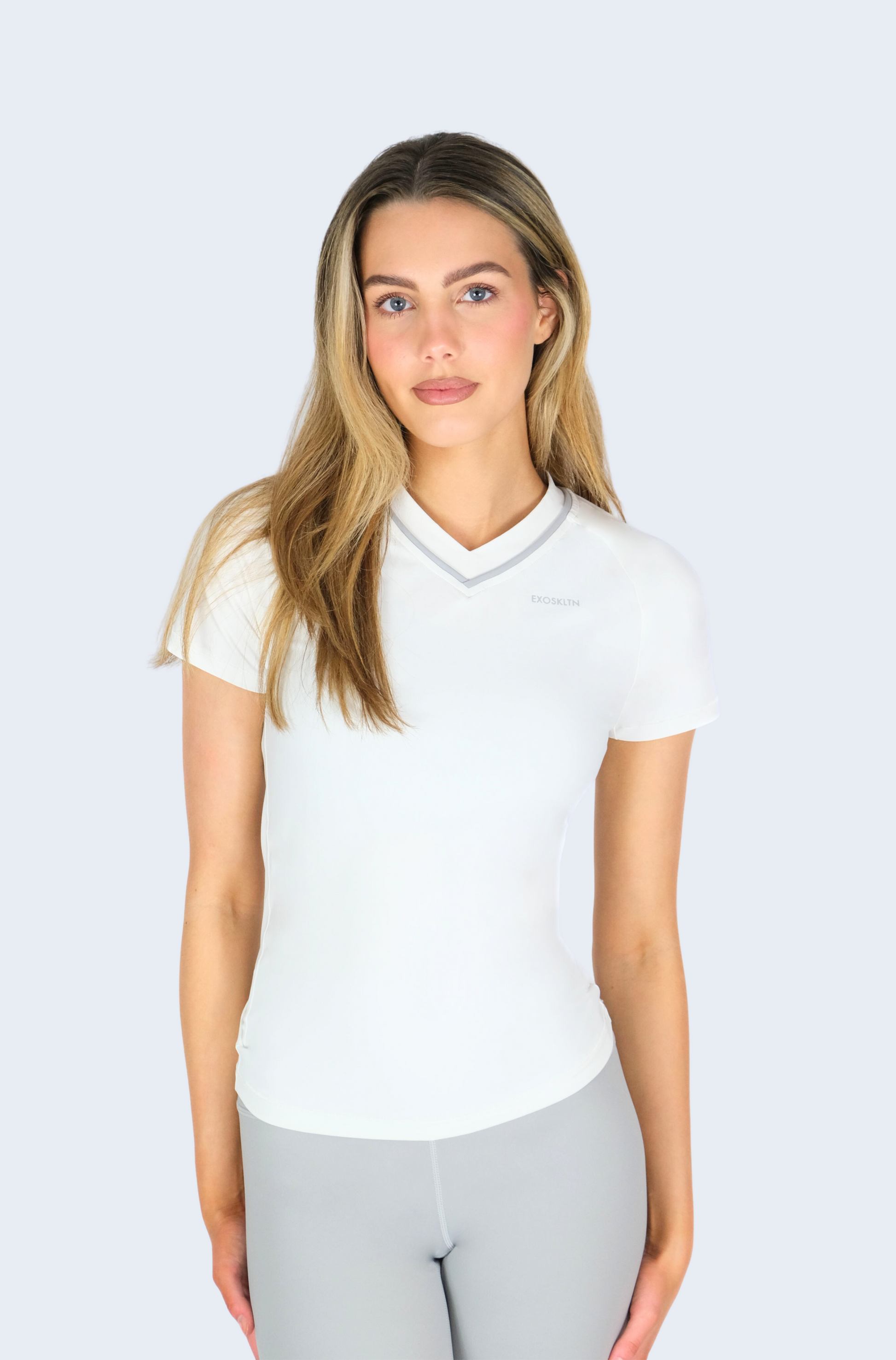 THE V-NECK BY EXOSKLTN