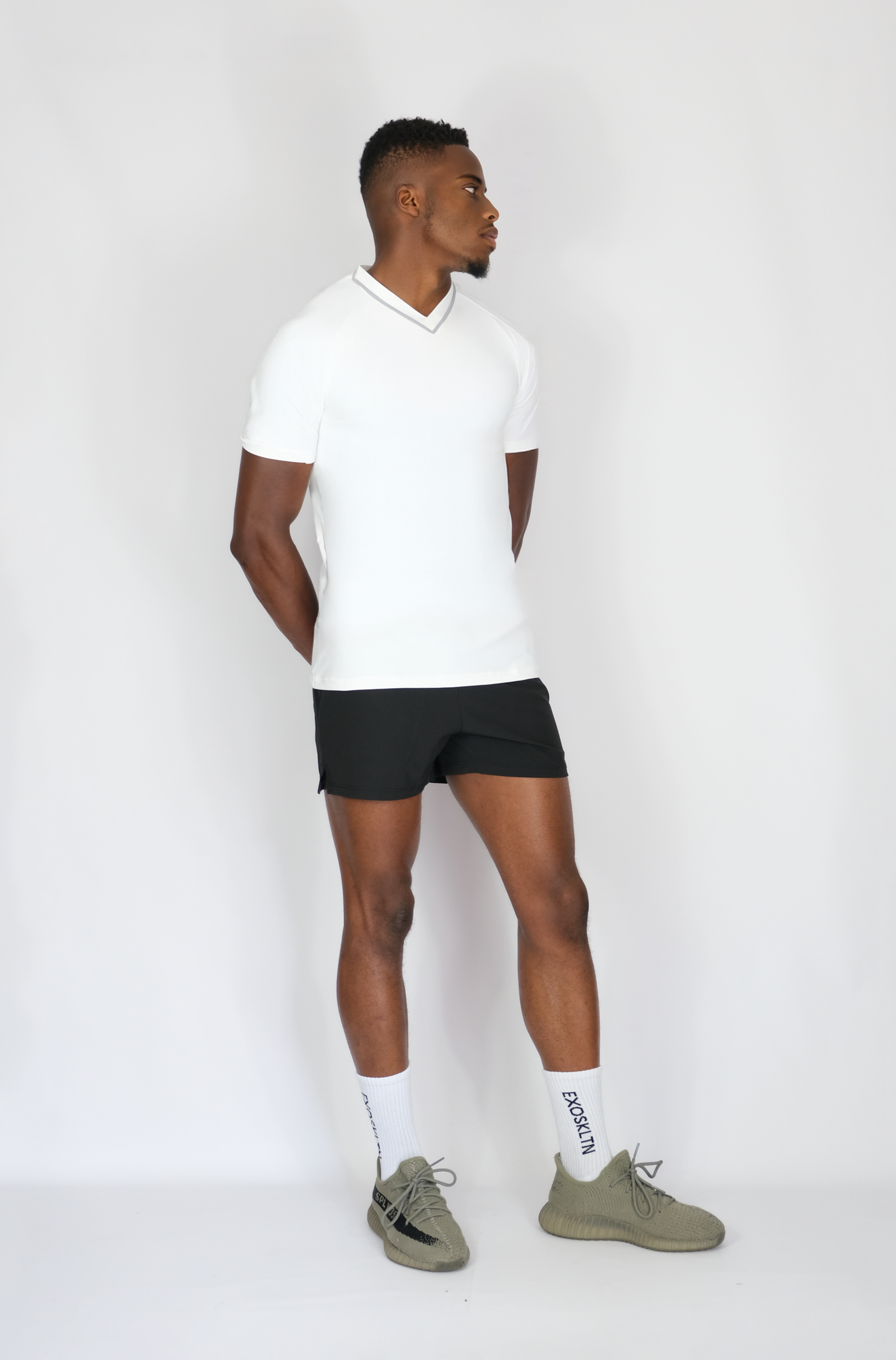 EXOSKLTN V-NECK TOP WHITE