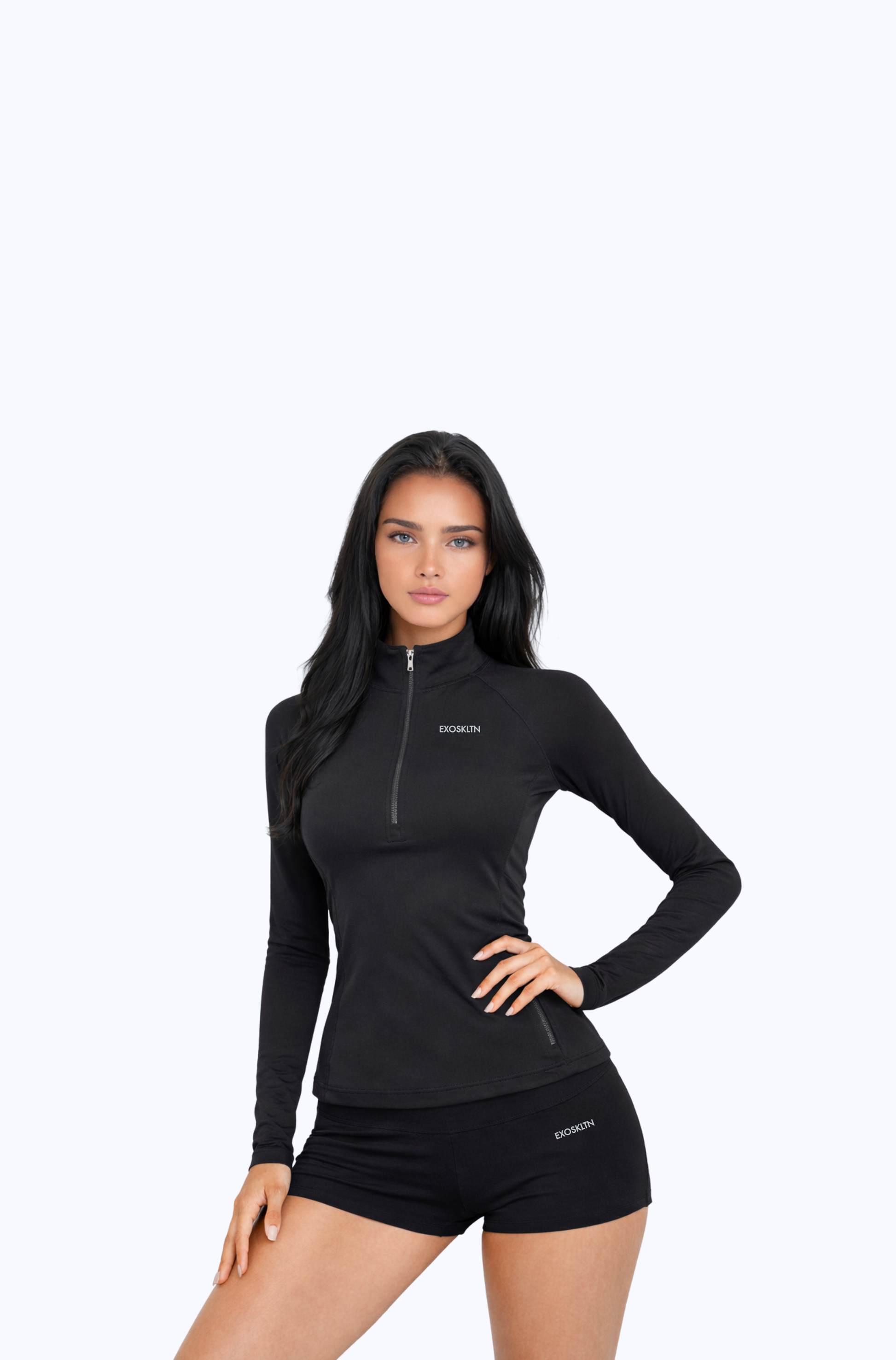 PERFORMANCE HALF ZIP